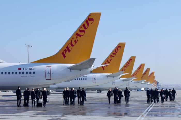 İzmir-Podgorica Hattında Yeni Dönem: Pegasus Başladı, SunExpress İptal Etti